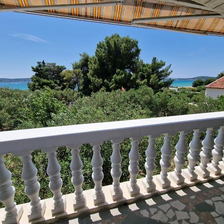 Apartman Lugovic Šibenik Екстериор снимка