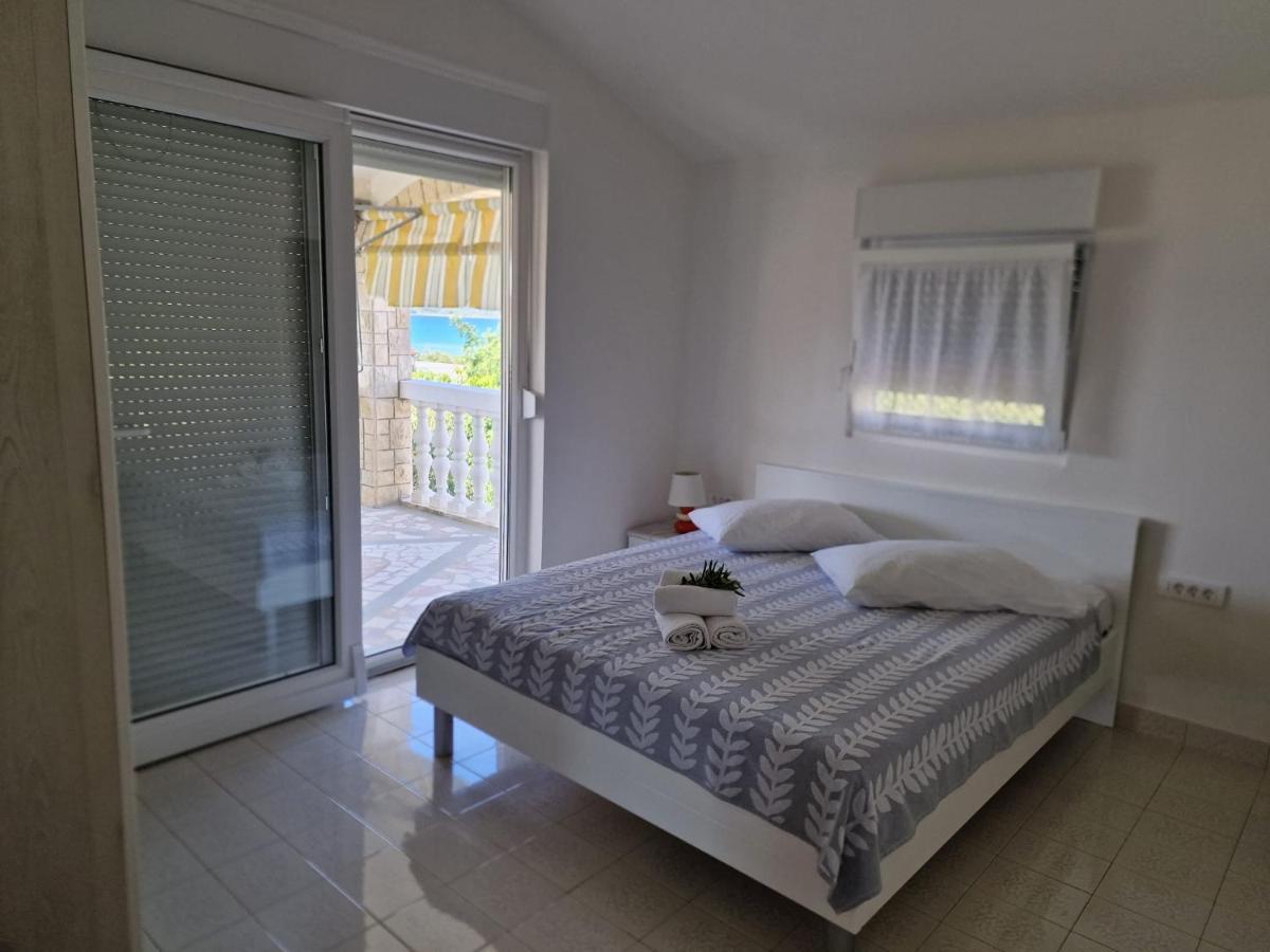 Apartman Lugovic Šibenik Екстериор снимка